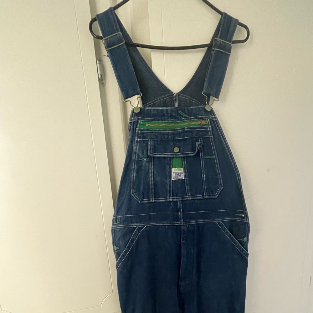 Liberty denim bib overalls 34/30 Used and in good shape, almost new